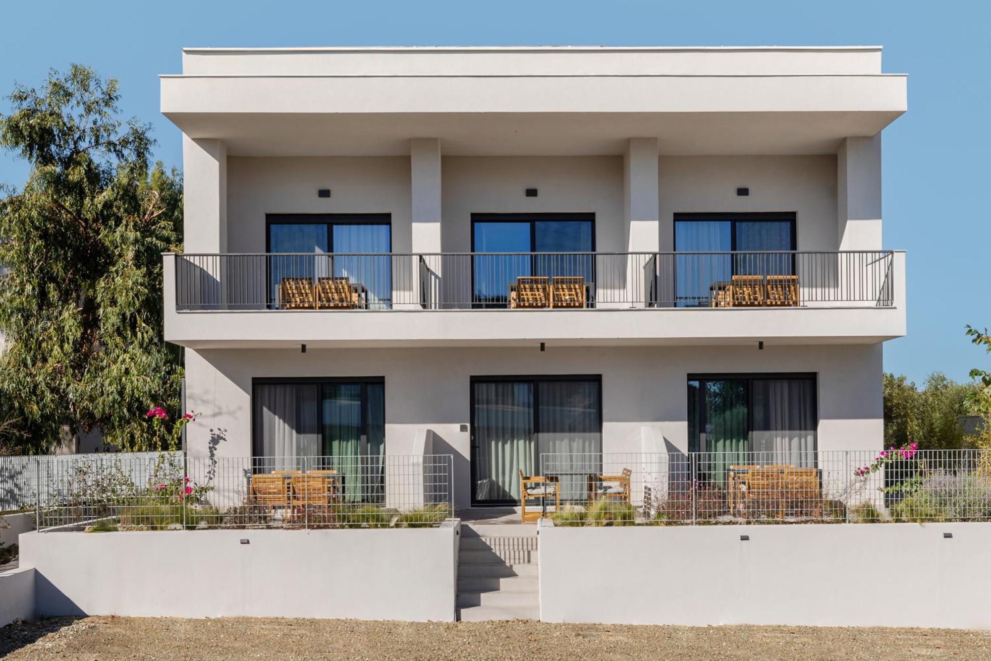 פוליכרונו The 8 Suites מראה חיצוני תמונה
