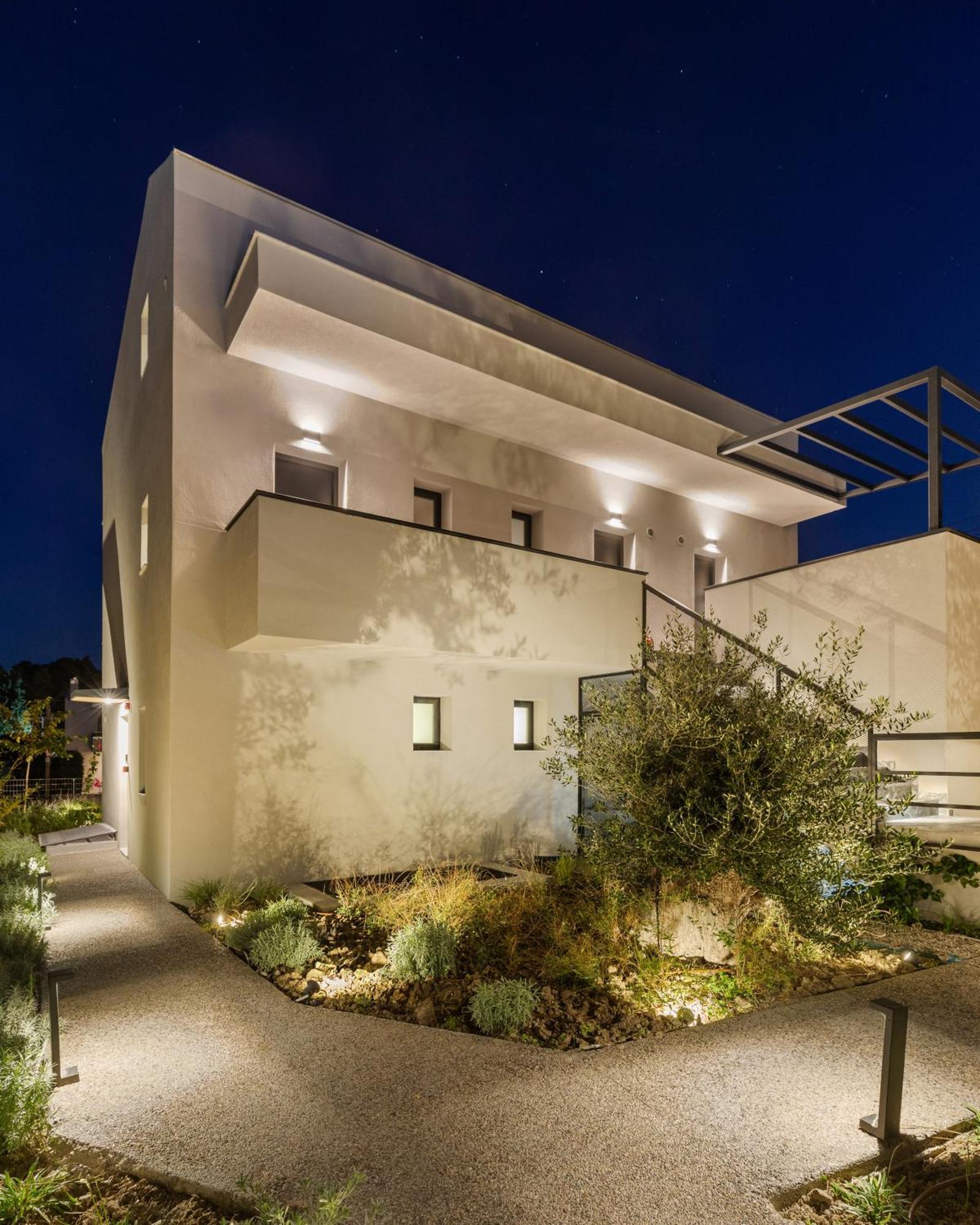 פוליכרונו The 8 Suites מראה חיצוני תמונה